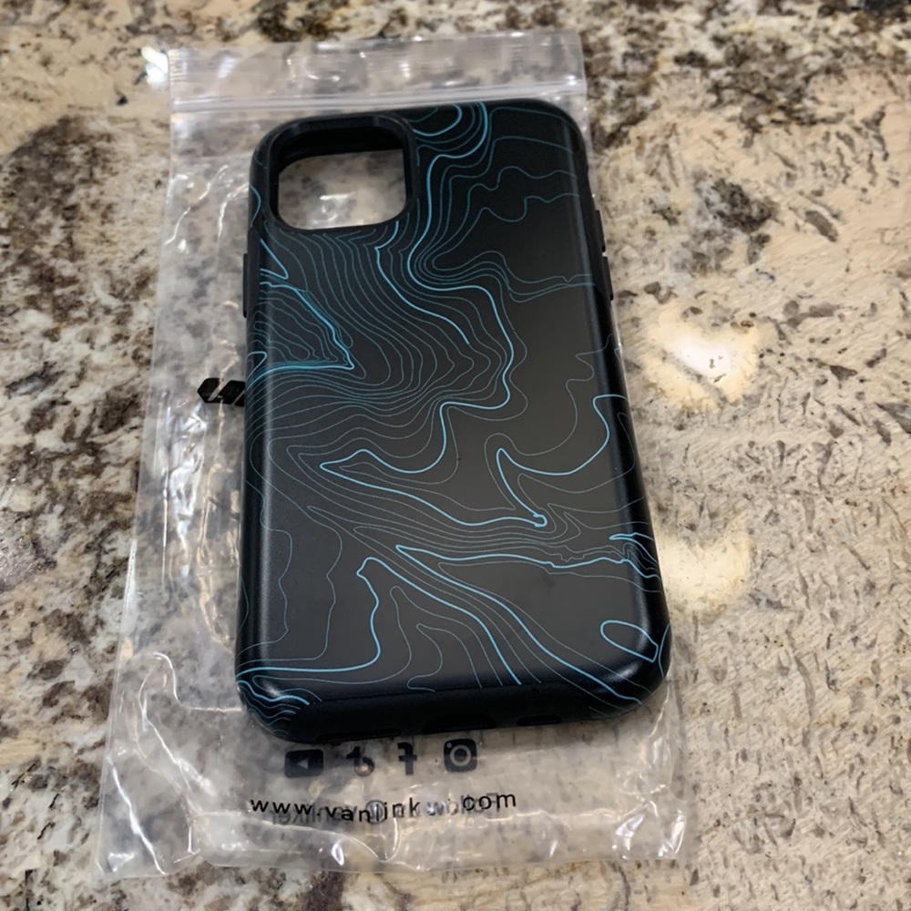 Phone case 3/10